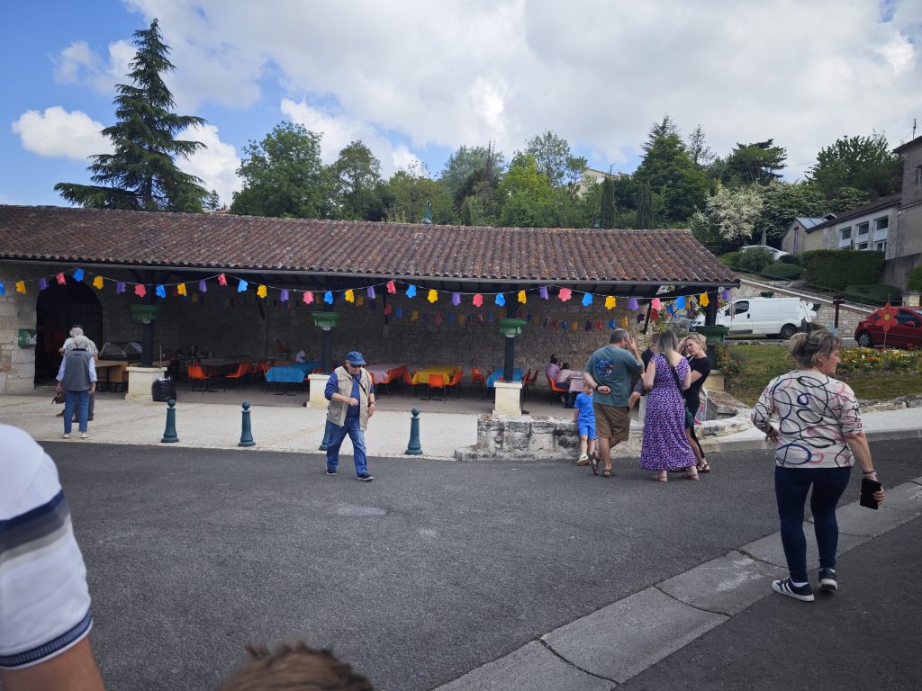 voeuil en fete marché du printemps